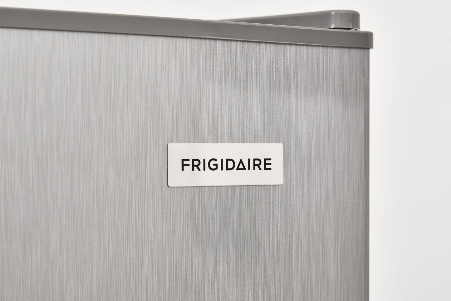 FRIGIDAIRE MOUNT REFRIGERATOR